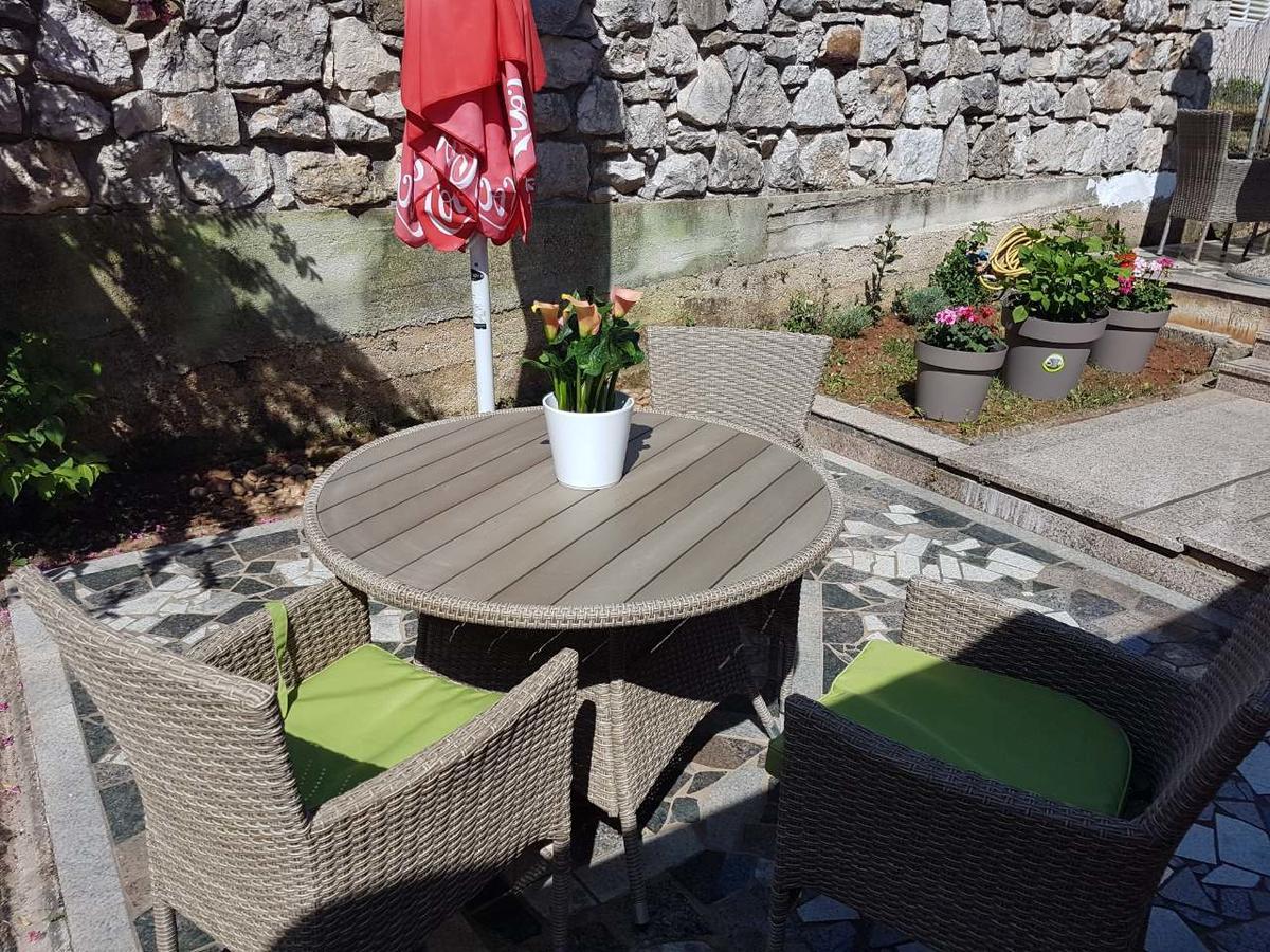 Apartments Ella Rovinj Exterior photo